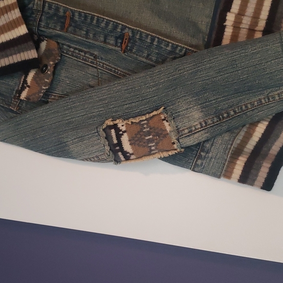 🎉 Miss Me Vintage Jean jacket S sweater accents  - FINAL PRICE! 🎉 - Picture 6 of 14